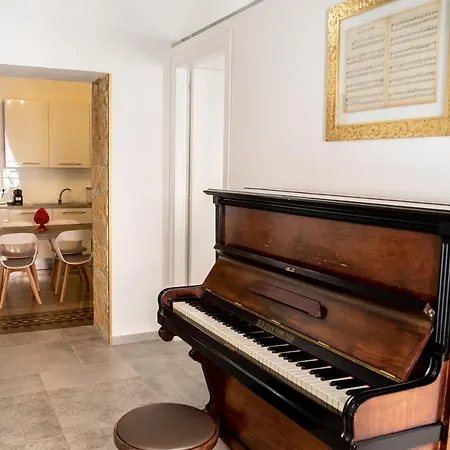 Casta Diva Luxury Apartments Palermo Exterior photo